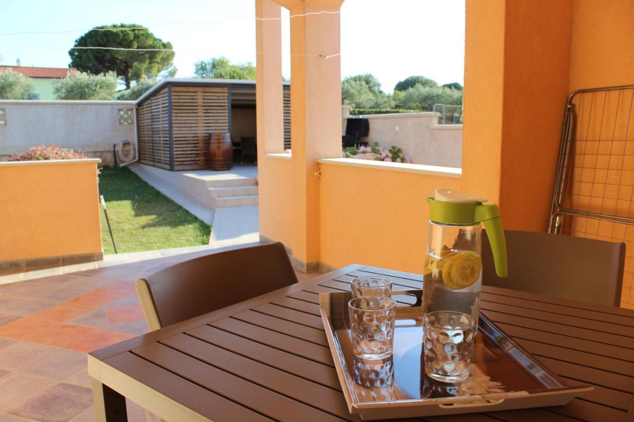 Apartments With A Parking Space Valbandon, Fazana - 7296 Stinjan Bagian luar foto